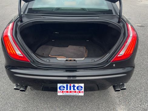 Used 2015 Jaguar XJ R image 10