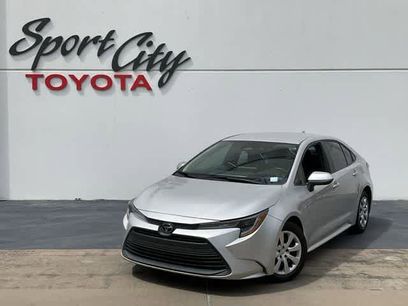 Used 2023 Toyota Corolla LE