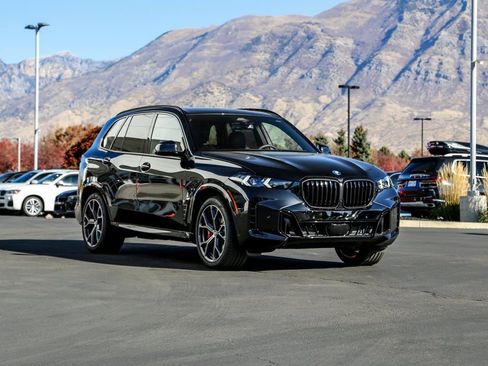 New 2026 BMW X5 xDrive50e image 7