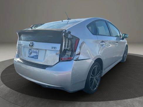 Used 2011 Toyota Prius One image 3