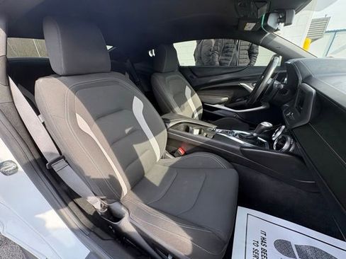 Used 2023 Chevrolet Camaro LT image 33