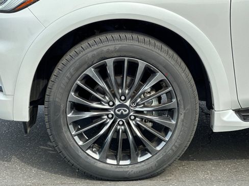 Used 2022 INFINITI QX80 Premium Select w/ Cargo Package image 28