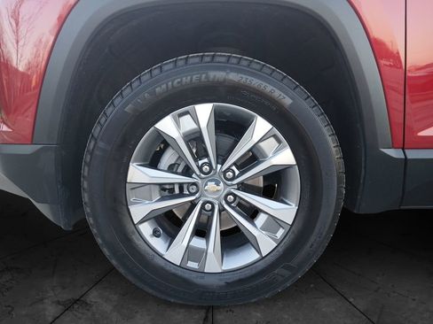 Used 2025 Chevrolet Equinox LT image 14