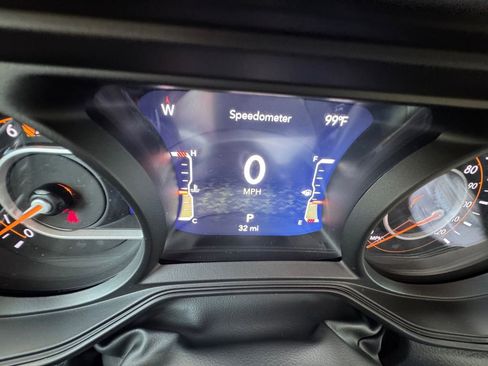 New 2025 Jeep Gladiator Sport image 14