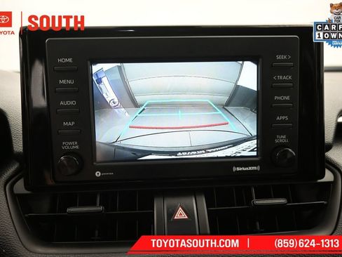 Used 2022 Toyota RAV4 XLE w/ Convenience Package AWD/4WD image 17
