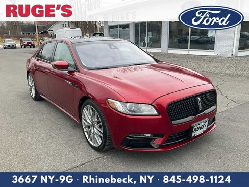 Used 2018 Lincoln Continental Reserve image 1