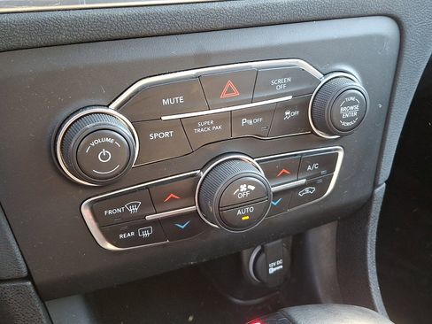 Used 2017 Dodge Charger R/T Scat Pack image 23