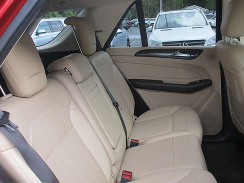 Used 2017 Mercedes-Benz GLE 350 4MATIC w/ Premium 1 Package image 15