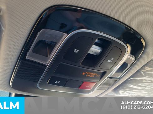 Used 2025 Hyundai Sonata Limited FWD image 30