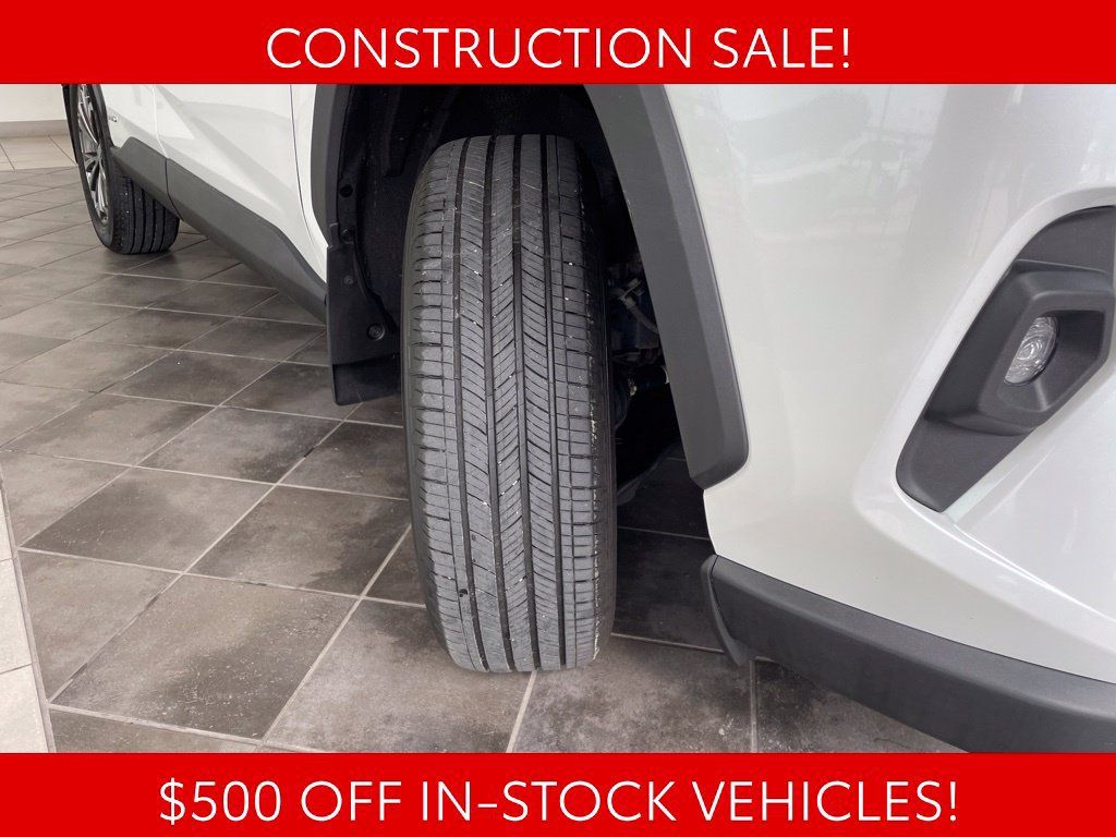 Used 2024 Toyota RAV4 Limited w/ Advanced Technology Package AWD/4WD image 17