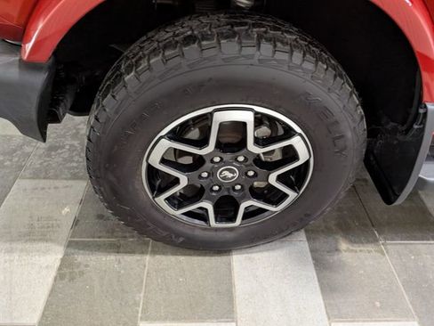 Used 2022 Ford Bronco Outer Banks AWD/4WD image 7