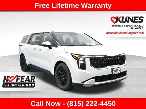 Used 2026 Kia Carnival FWD image 1