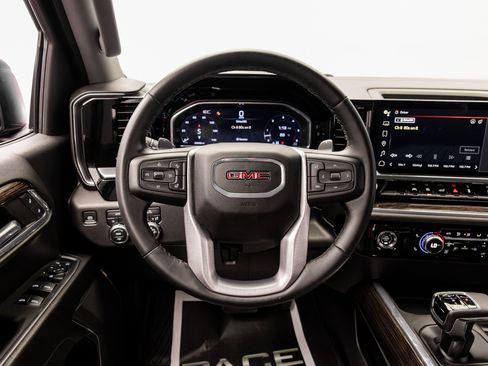 Used 2024 GMC Sierra 1500 Elevation w/ LPO, Elevation Black Package AWD/4WD image 38