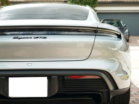Used 2024 Porsche Taycan GTS image 76