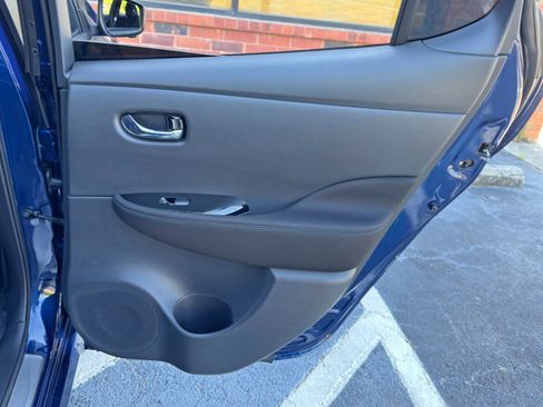 Used 2025 Nissan Leaf SV Plus image 40