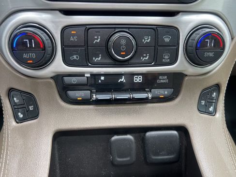 Used 2015 GMC Yukon SLT w/ Open Road Package image 35