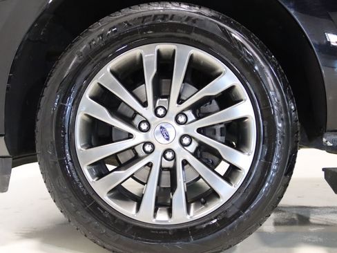 Used 2020 Ford Expedition Limited AWD/4WD image 76