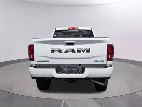 New 2026 RAM 2500 Laramie AWD/4WD image 4