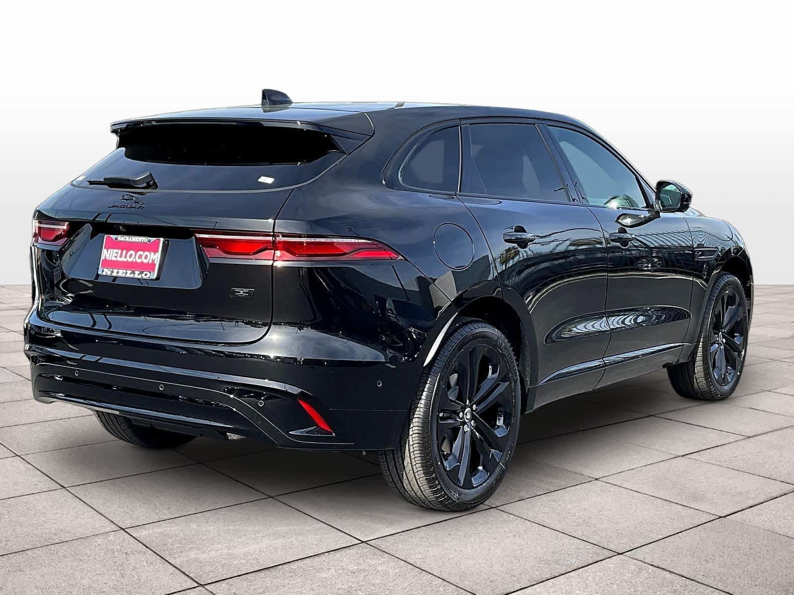 New 2026 Jaguar F-PACE R-Dynamic S AWD/4WD image 4