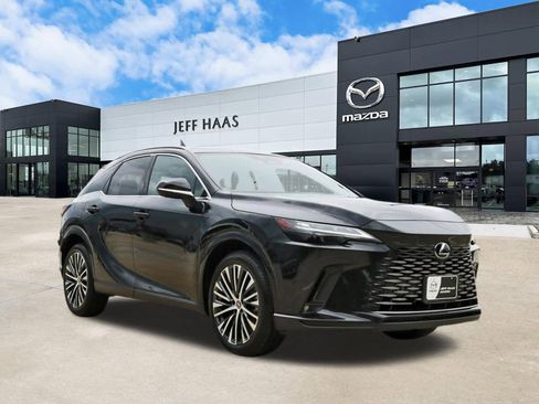 Used 2023 Lexus RX 350 Premium Plus w/ Accessory Package (Z1) FWD image 4