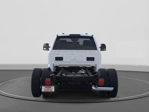 New 2026 Ford F350 XL w/ XL Chrome Package RWD image 5