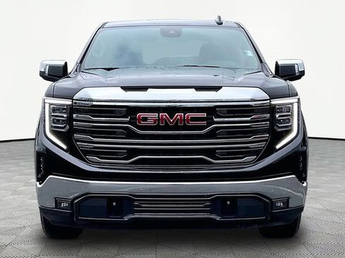 Used 2025 GMC Sierra 1500 SLT AWD/4WD image 2