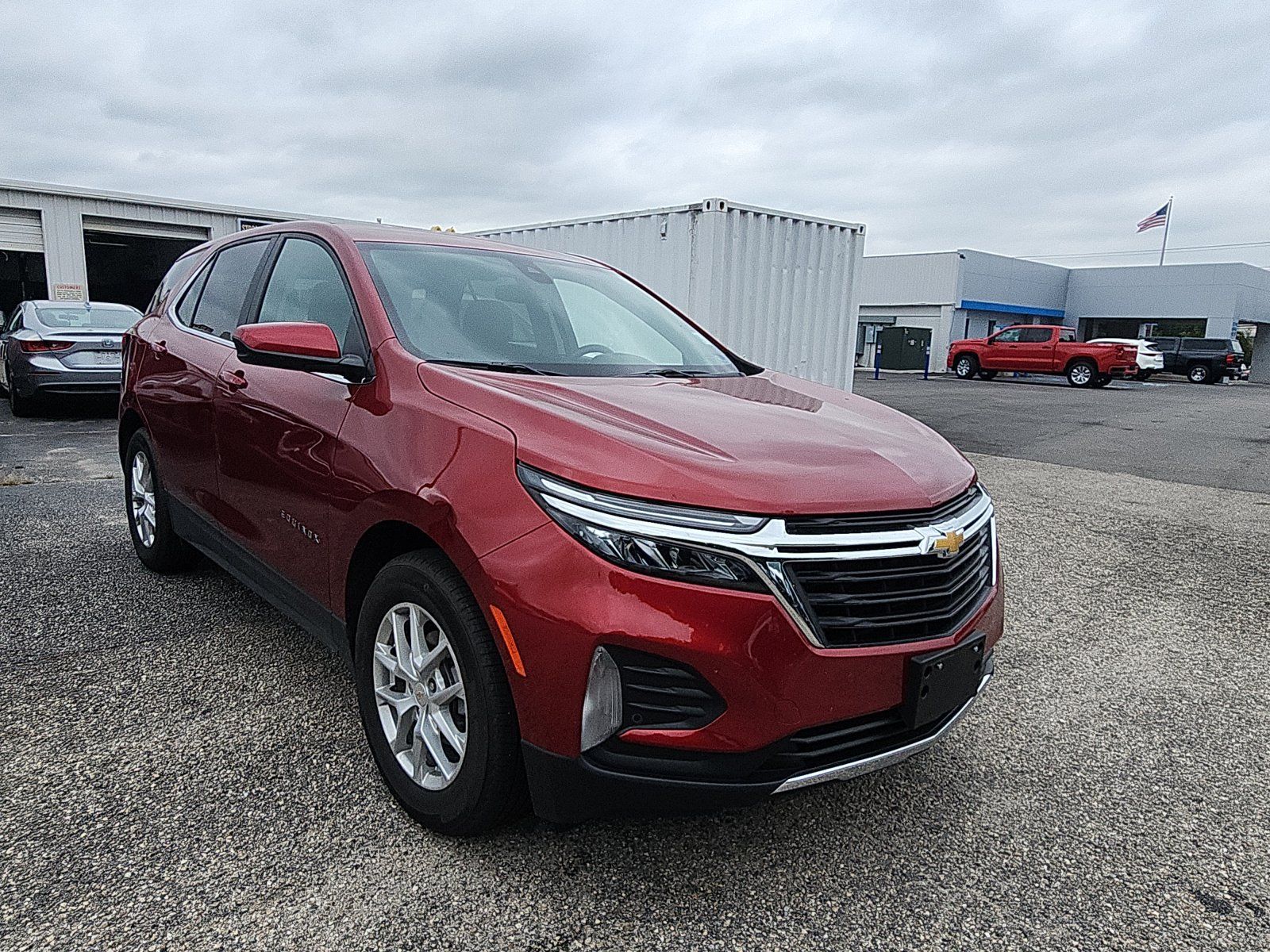 Used 2024 Chevrolet Equinox LT FWD image 7