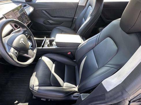 Used 2018 Tesla Model 3 Long Range RWD image 21