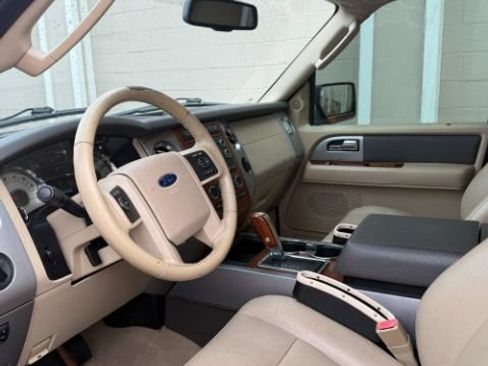 Used 2010 Ford Expedition EL 4WD image 7