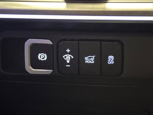 Used 2024 Hyundai Santa Fe Limited image 27