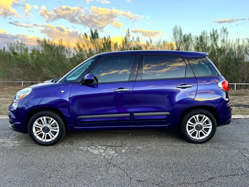Used 2020 FIAT 500L Pop image 10
