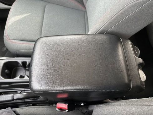 Used 2024 Jeep Wrangler Rubicon image 26