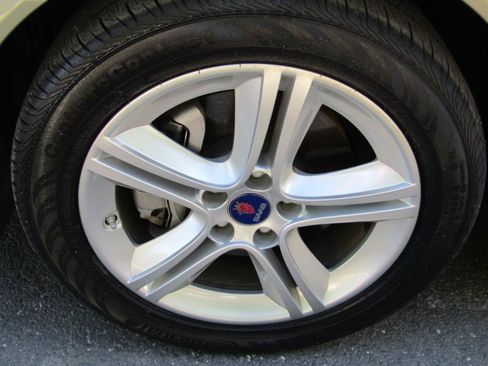 Used 2009 Saab 9-3 2.0T w/ Premium Package AWD/4WD image 34