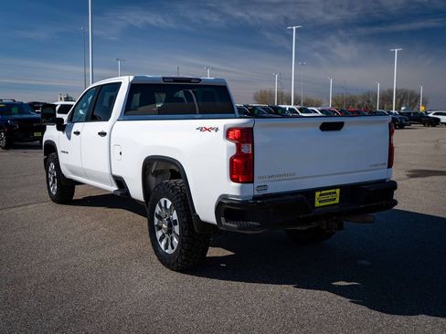 Used 2024 Chevrolet Silverado 2500 Custom w/ Custom Convenience Package AWD/4WD image 8