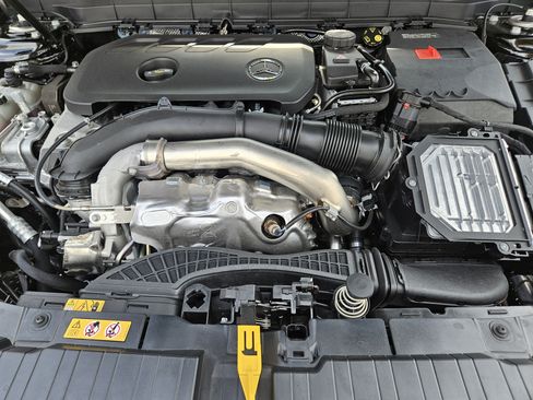 New 2026 Mercedes-Benz GLB 250 4MATIC image 32