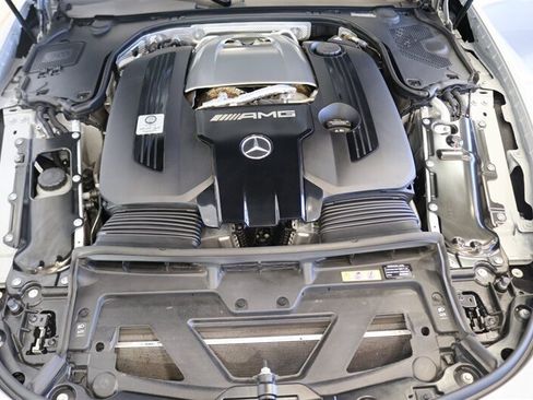 Used 2023 Mercedes-Benz SL 63 AMG 4MATIC w/ Driver Assistance Package image 59