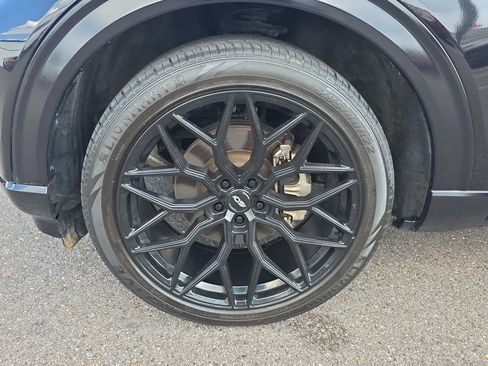 Used 2021 Ford Explorer XLT w/ Equipment Group 202A RWD image 9