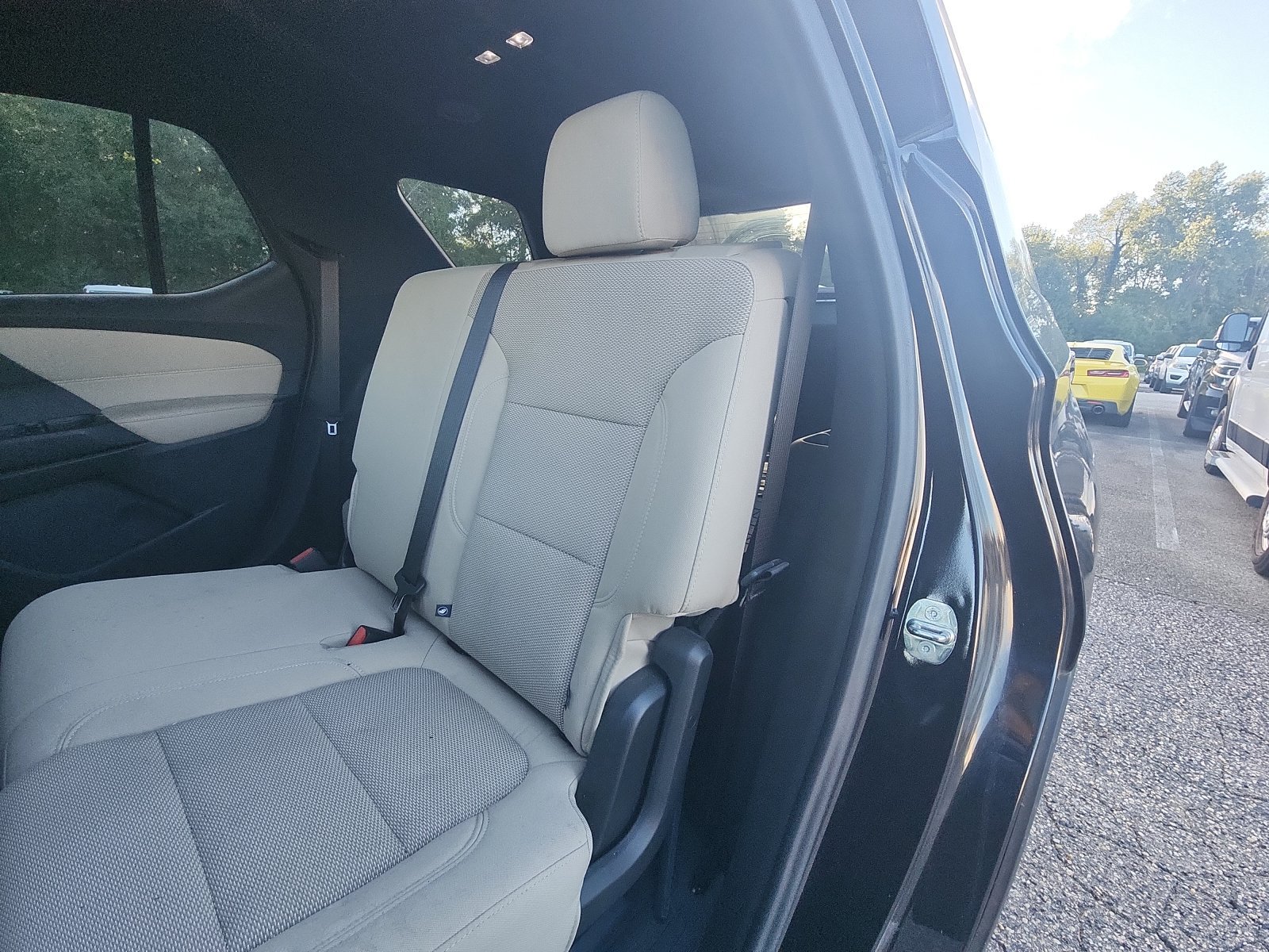 Used 2023 Chevrolet Traverse LS w/ Safety Package AWD/4WD image 19