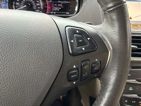 Used 2019 Lincoln MKT AWD image 27