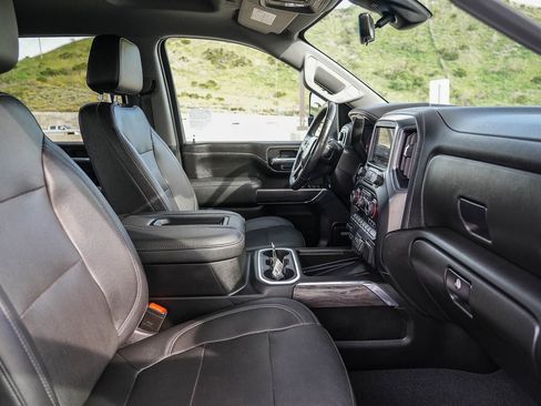 Used 2021 Chevrolet Silverado 2500 LTZ w/ LTZ Plus Package image 16