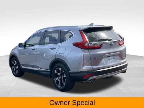 Used 2018 Honda CR-V Touring image 4