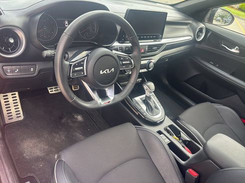 Used 2024 Kia Forte GT-Line w/ GT-Line Premium Package FWD image 12