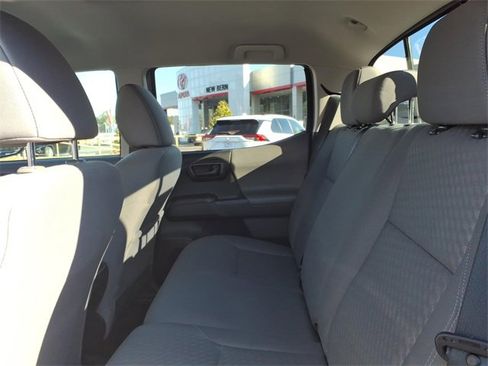 Used 2023 Toyota Tacoma SR w/ SR Convenience Package image 7