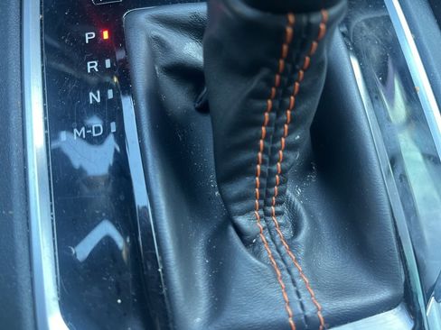 Certified 2022 Subaru Crosstrek 2.5i Limited w/ Moonroof Package 2 image 18