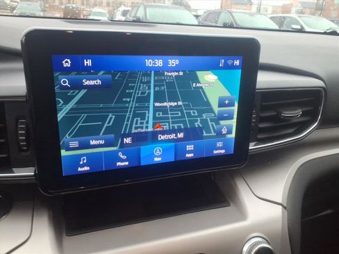 Used 2023 Ford Explorer XLT w/ Equipment Group 202A image 18