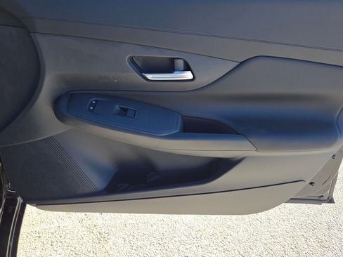 New 2026 Nissan Sentra SV w/ SV Convenience Package FWD image 5