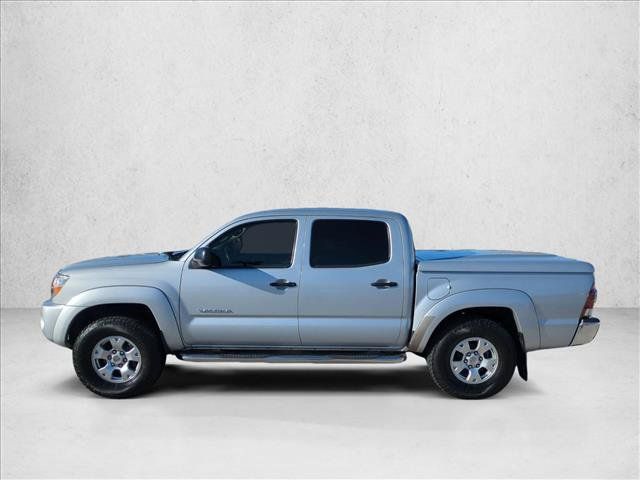 Used 2011 Toyota Tacoma 4x4 Double Cab w/ SR5 Pkg #2 image 9
