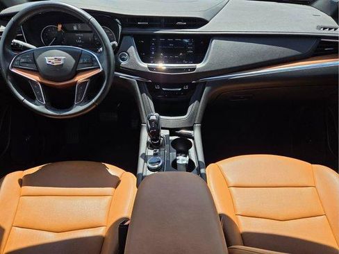 Certified 2023 Cadillac XT5 Premium Luxury FWD image 19