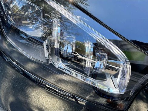 New 2026 Mercedes-Benz GLS 450 4MATIC image 17