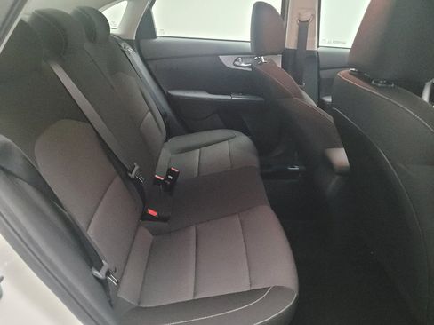 Used 2023 Kia Forte LXS image 19